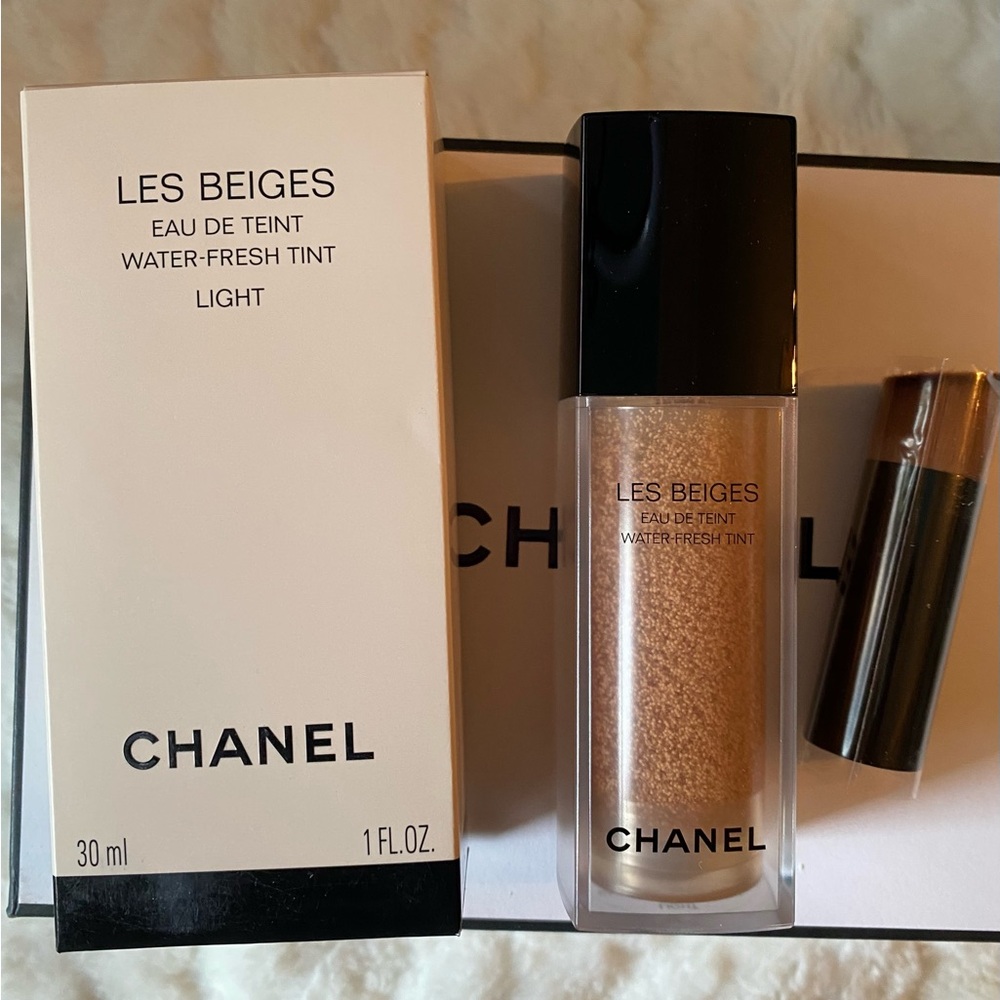 CHANEL Light Color- Cream Foundation Les Beiges